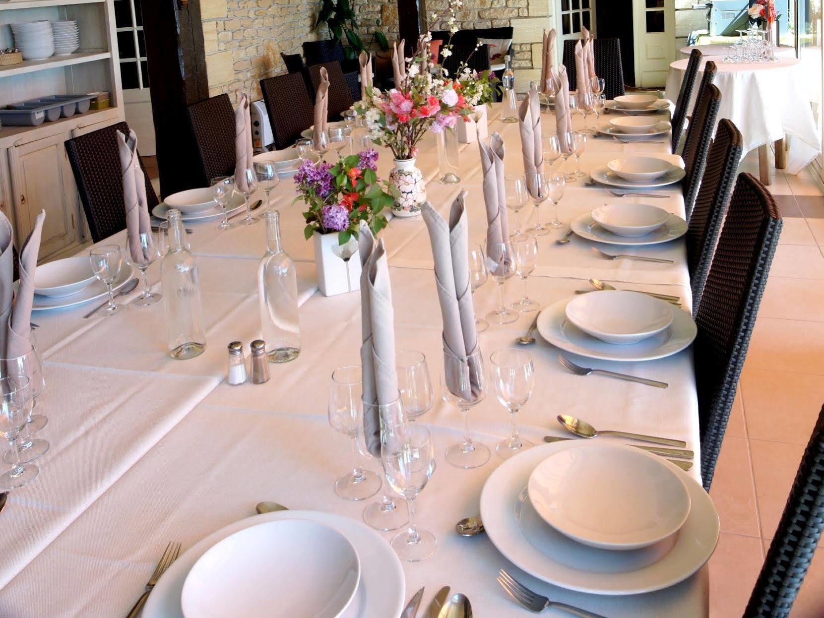Logis Hotel-Restaurant Les Collines 59 Route Des Cretes Cublac エクステリア 写真